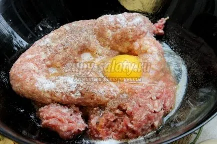 chiftele din carne cu cartofi 1