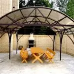 Carport în fața casei cu propriile sale mâini