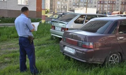 Illegális parkolás az udvarban, ahol panaszkodni és hogyan kell kezelni