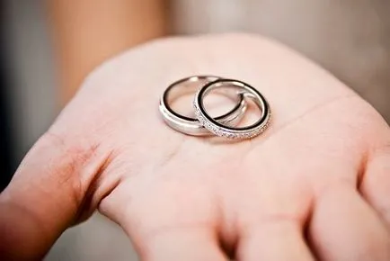 Регистриране на брак на малолетни и непълнолетни лица в България по време на бременност, от 16 години насам