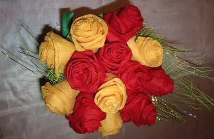 Roses с ръцете си извън салфетки, LS