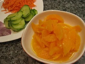 Салата от краставици с портокал рецепта със снимки