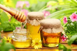 Sare de baie și miere - fundamentul de sănătate și longevitate