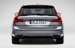 Összehasonlítása a két kocsi, Mercedes-Benz E-osztály és volvo v90 2017