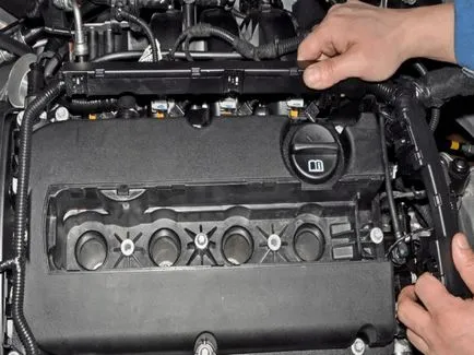 Това Chevrolet Cruze инспекция и подмяна времето колан задвижване на двигателя 1, 6 (124 L