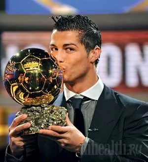 Formarea Cristiano Ronaldo v înseamnă un organism campion