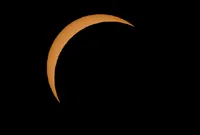 Eclipse arata ca o eclipsa totala de soare, o eclipsă totală