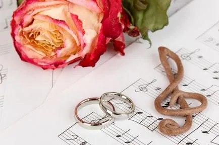 10 творчески идеи за снимки на брачни халки