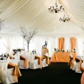 Béreljen egy sátor, kiadó sátrak az esküvő és ünnepségek 7000 rubelt