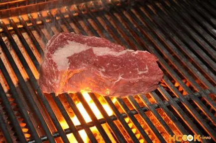 Marha steak - recept fotókkal, hogyan kell főzni egy serpenyőben sült