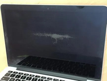 Apple a recunoscut problema cu desprinderea anti-reflexie de acoperire pro display-uri MacBook - știri din lume