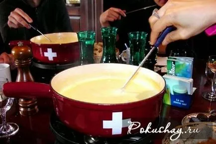 Brânză fondue vizualizări rețetă, fotografii