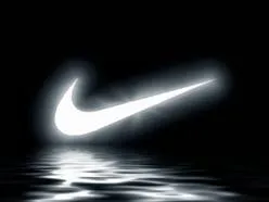 Re boltban vásárolt a franchise Nike