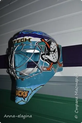 Melltartó készült papírmasé, a jégkorong kapus sisak Anaheim Mighty Ducks és San Jose cápák, ország művészek