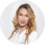 Център (Clinic) естетичната медицина и козметология със серпентини в Москва