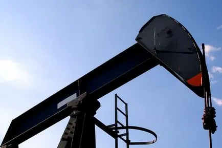 Ce este o lucrare derrick de ulei pe platformele petroliere