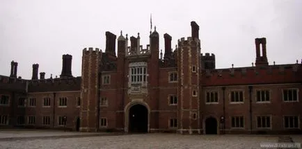 Hampton Court Palace London közelében - fotók, leírás és értékelés