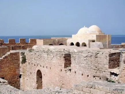 Djerba, Tunézia szól Djerba szigetén, fotó, leírás - Monastir, Tunézia