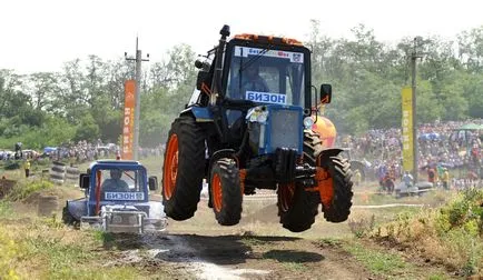 Racing a traktorok fotók és videók a valódi verseny traktorok