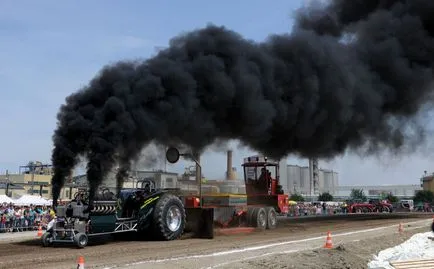 Racing a traktorok fotók és videók a valódi verseny traktorok