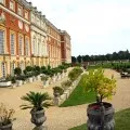 Cum se ajunge la Hampton Court din Londra, știu în străinătate