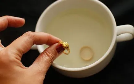 Как да се чисти злато у дома с минимални усилия