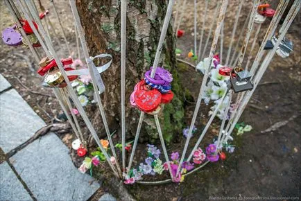 Както сега изглежда мястото на смъртта Yuriya Gagarina
