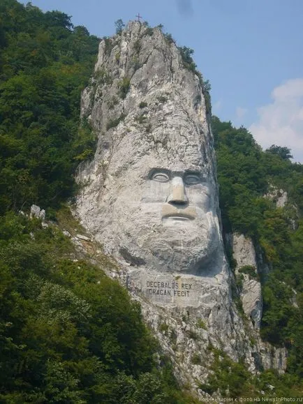 Szobor, faragott hegyek és sziklák