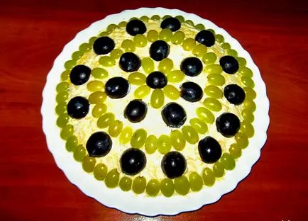 Как да украсят празничната ястия маслини или маслини - опции, снимки