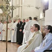 Hogyan élnek, mint az emberek ebben a világban a hazugság, a felekezetközi portál