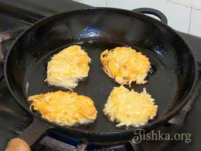 Картофени палачинки - стъпка по стъпка рецепти със снимки