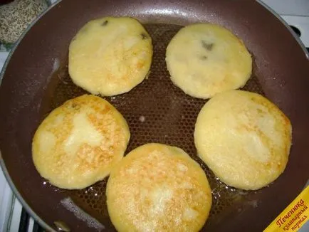 Zrazy картофи с пилешко и гъби (стъпка по стъпка рецепта със снимки)