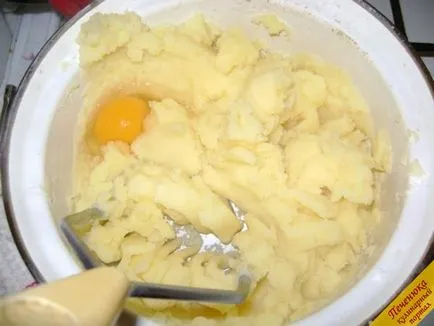 Zrazy картофи с пилешко и гъби (стъпка по стъпка рецепта със снимки)