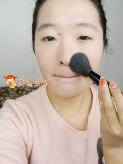 Chineză make-up face minuni - distractiv fotografie amuzant