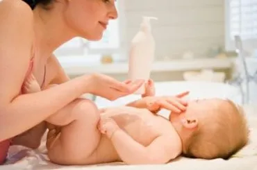 Козметика за бебе бебе прах