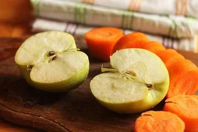 Sárgarépa-almalé - használata friss gyümölcslé szép fele