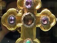 Олтар кръст - ценен реликва на православен храм