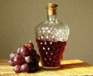 Tinktúra szőlő vodka (alkohol) otthon (a recept, hogyan kell csinálni)