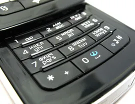 Prezentare generală smartphone Nokia 6110 Navigator