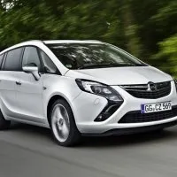Gépjármű leírása Opel Zafira fotó üzemanyagszűrő cseréje