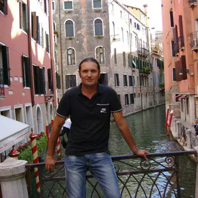 Разкажи ми за тази година (началото на май 2013 г.), най-лесният начин да се стигне от Линяно Сабиадоро до Венеция и