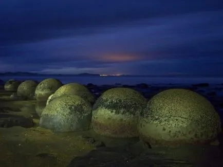 В целия свят се намират перфектно кръгли каменни или железни топки от неизвестен произход -