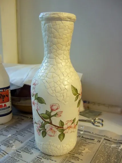 Átalakítás egy üres üveget egy vázában