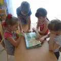 Project idősebb gyermekek csoport „Book kórházak”