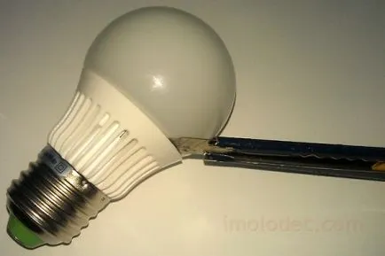 LED лампа поправи себе си
