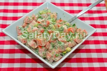 Saláta füstölt hússal - él egy finom receptet, fotókkal és videó