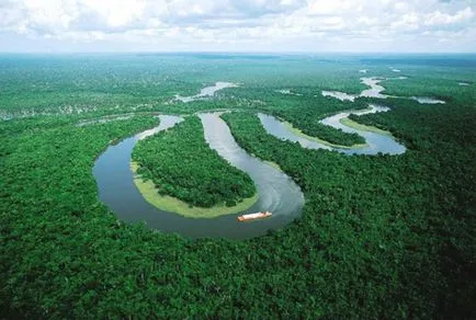 A legnagyobb és leghosszabb folyója, Dél-Amerika, az Amazonas