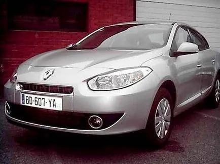 Сравнение на Renault Fluence с Меган Меган 3 и че е по-добре