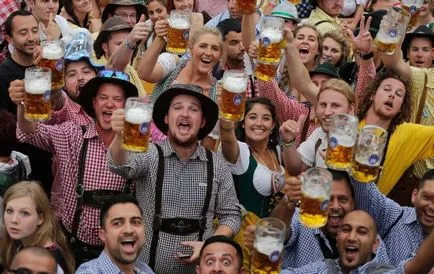 Scenariul de bere pentru petreceri în stilul Oktoberfest