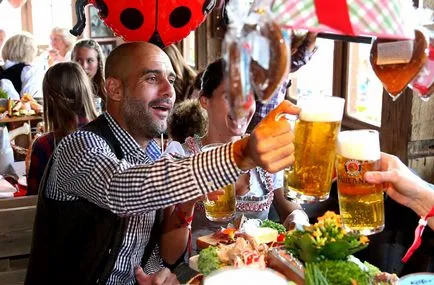 Scenariul de bere pentru petreceri în stilul Oktoberfest